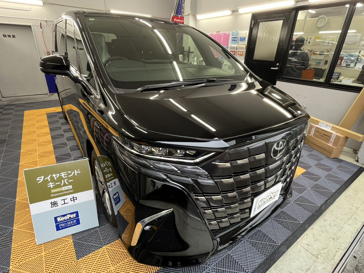 トヨタ　アルファードの画像