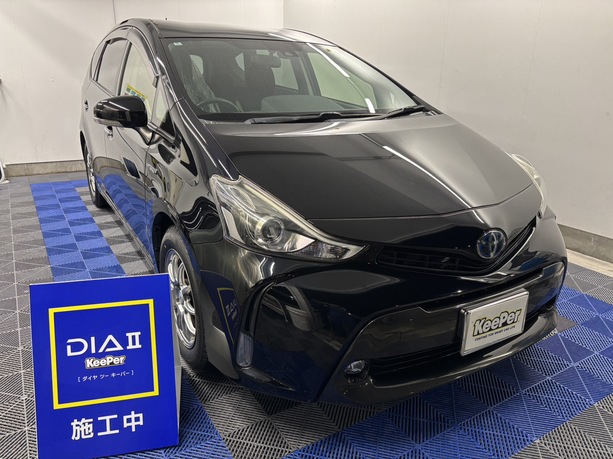 トヨタ　プリウスａの画像