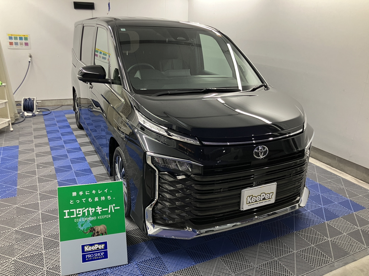 トヨタ　ヴォクシーの画像