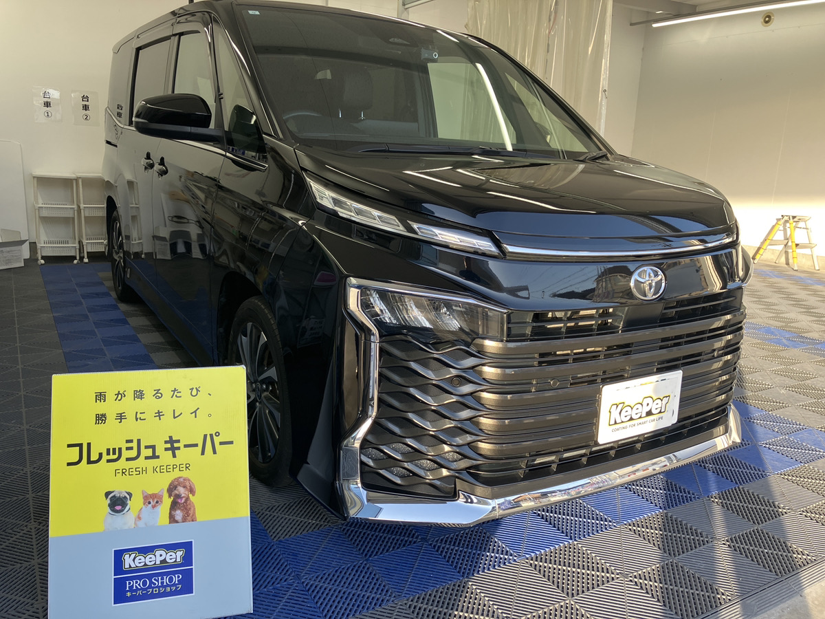 トヨタ　ヴォクシーの画像