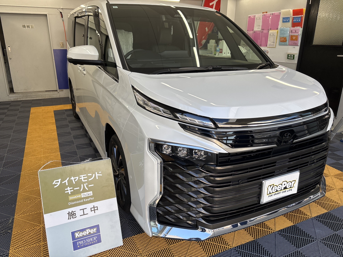 トヨタ　ヴォクシーの画像