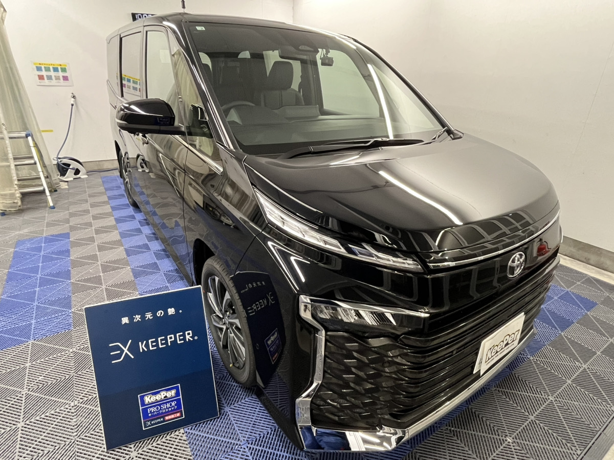 トヨタ　ヴォクシーの画像