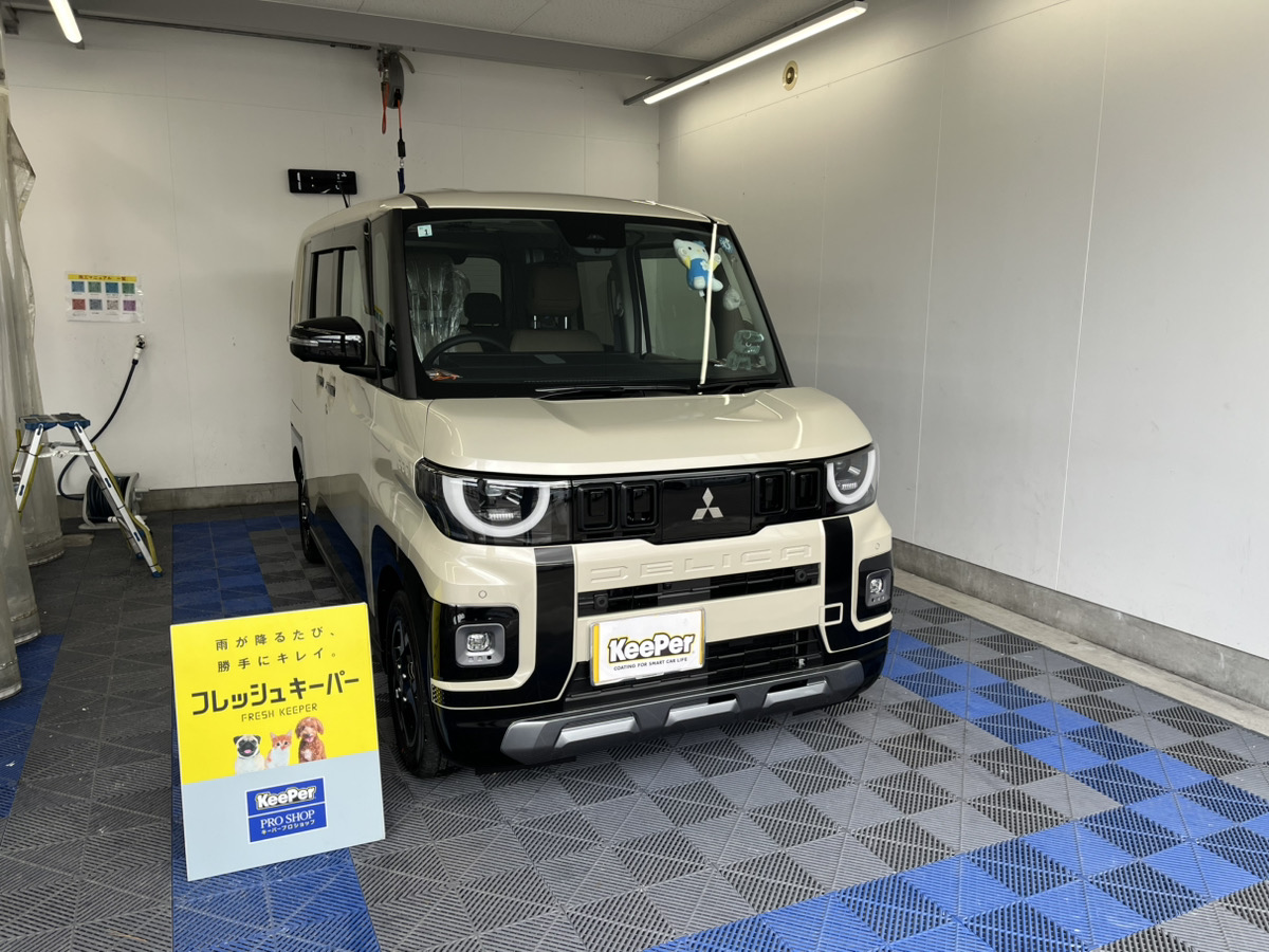 三菱　デリカミニの画像