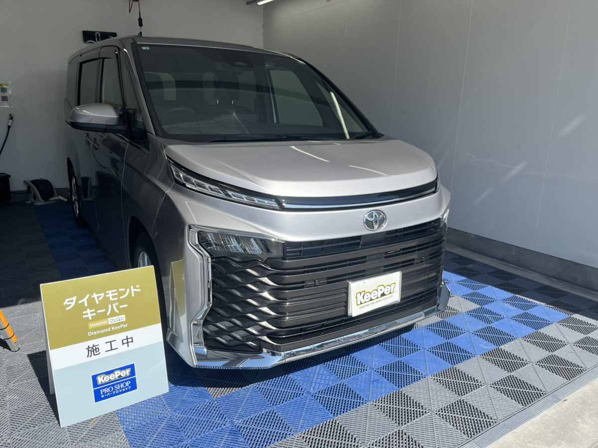 トヨタ　ヴォクシーの画像