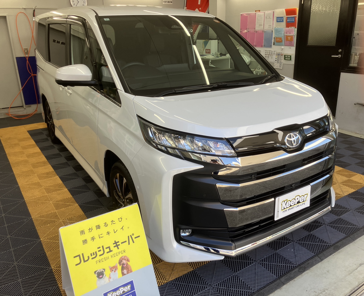 トヨタ　ノアの画像