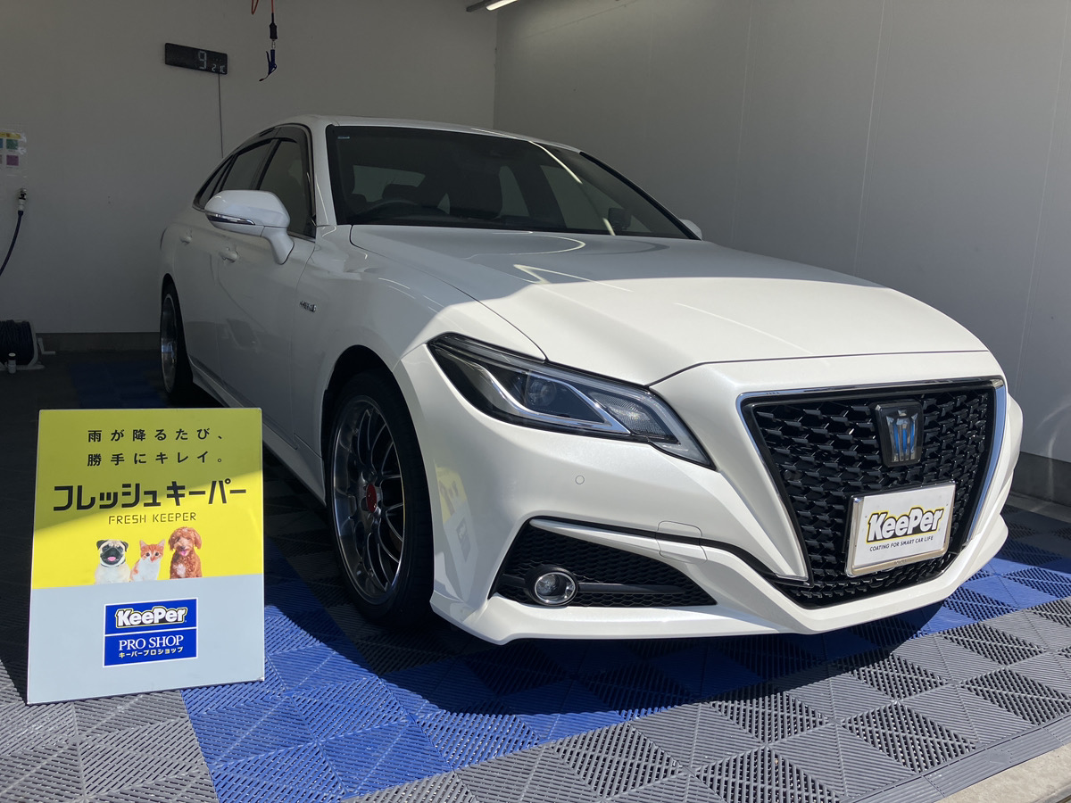 トヨタ　クラウンの画像