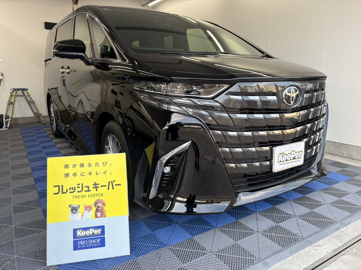 トヨタ　アルファードの画像