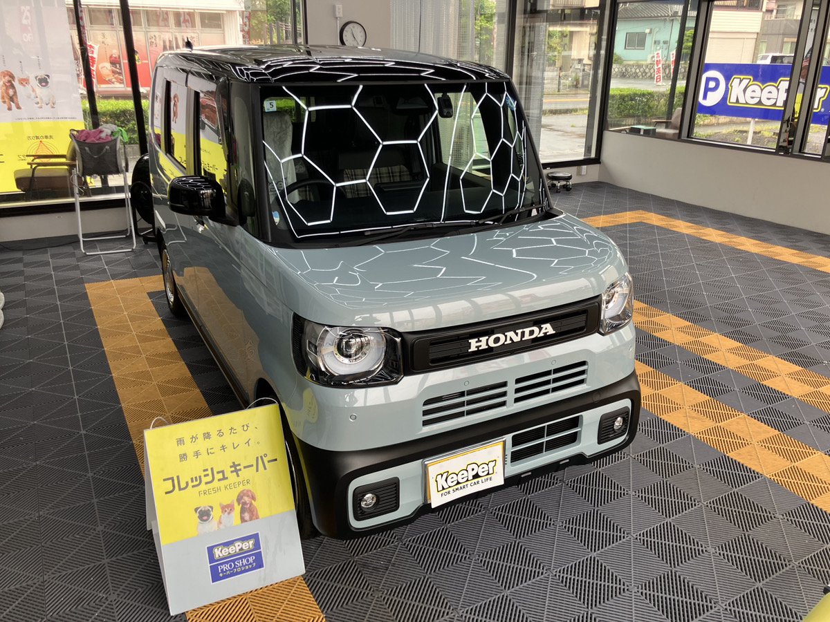 ホンダ　N-BOXの画像