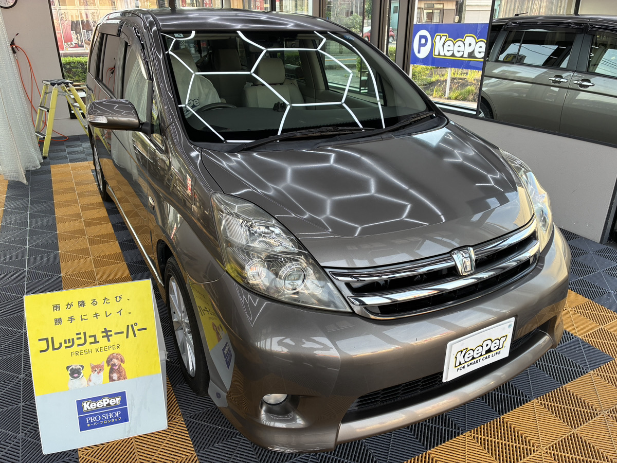 トヨタ　アイシスの画像