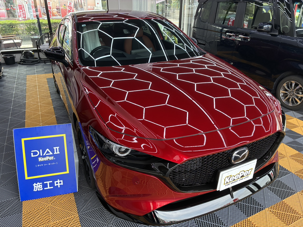 マツダ　マツダ３の画像