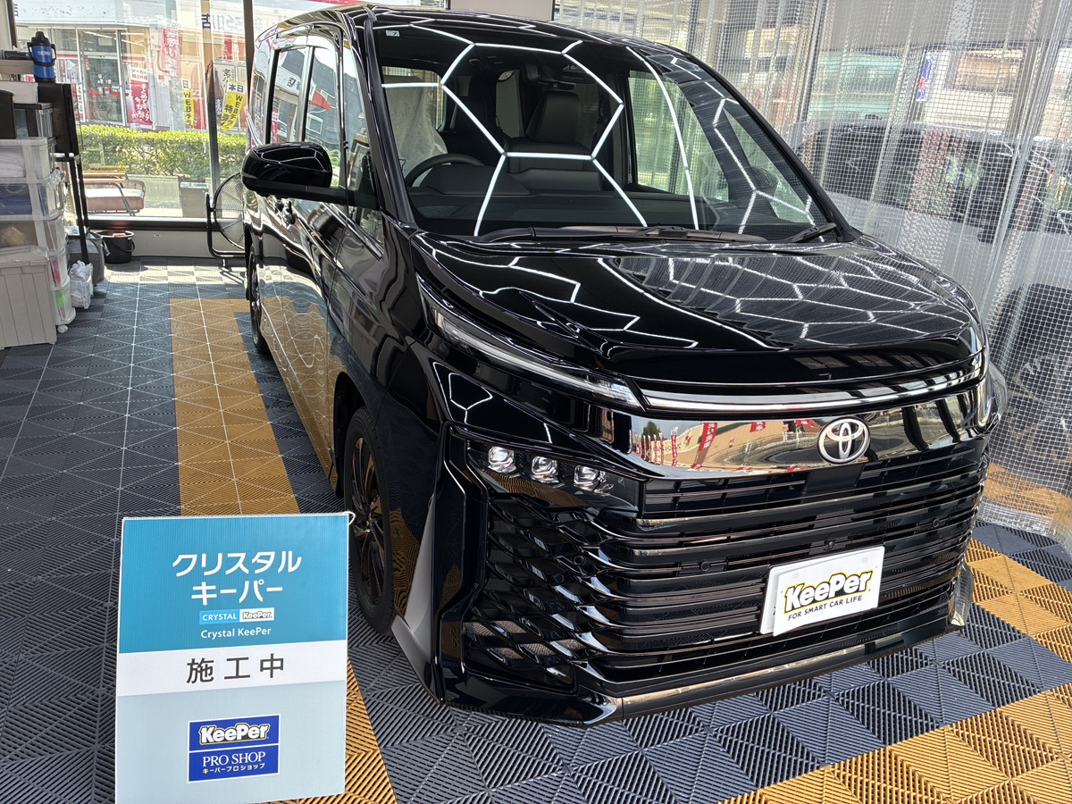 トヨタ　ヴォクシーの画像