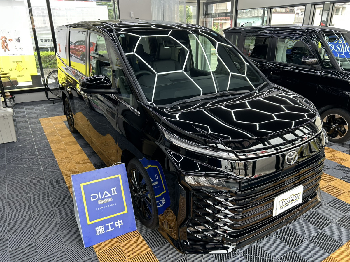 トヨタ　ヴォクシーの画像
