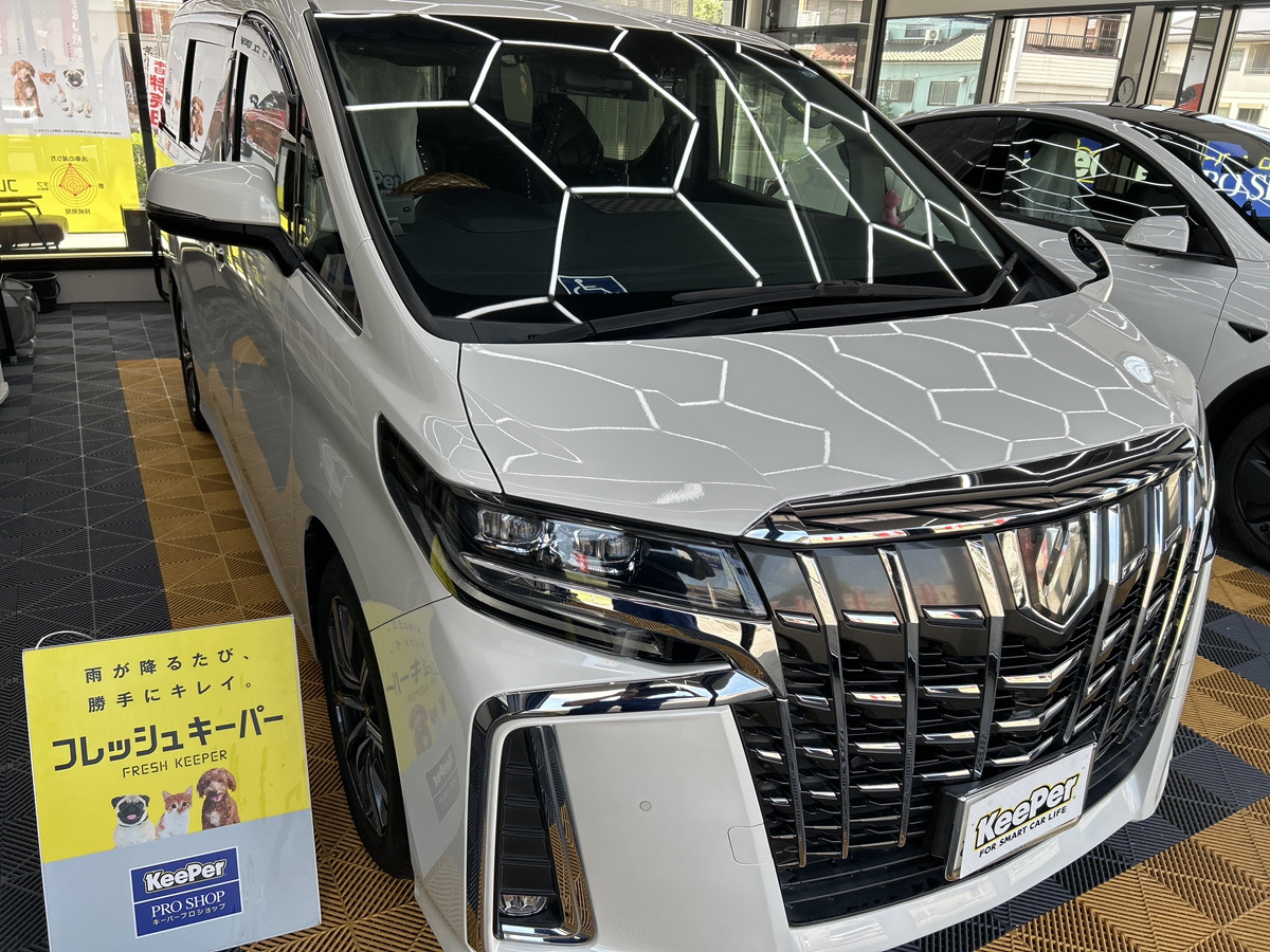 トヨタ　アルファードの画像