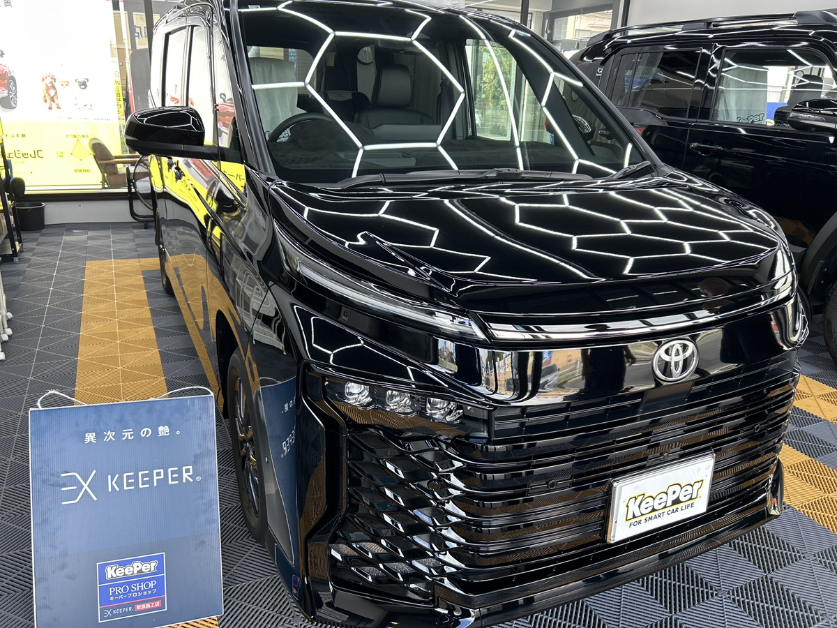 トヨタ　ヴォクシーの画像